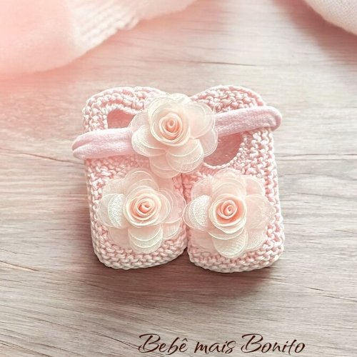 Kit Tricô ( Sapato e Tiara) Rosa